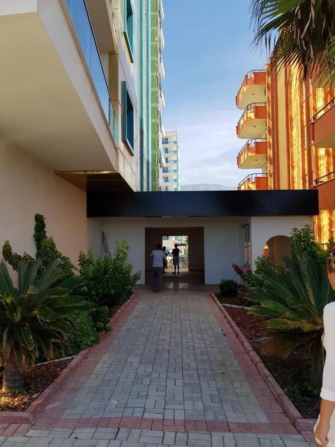 Empire Residence Alanya/Mahmutlar 50M От Моря Exteriör bild