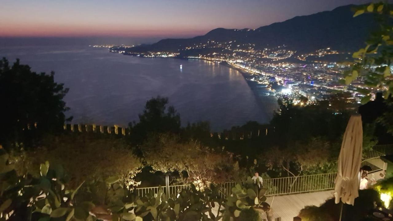 Empire Residence Alanya/Mahmutlar 50M От Моря Exteriör bild